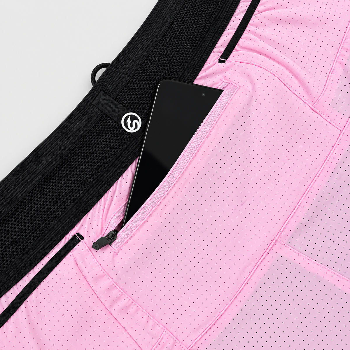 Air Vent Shorts (Women)