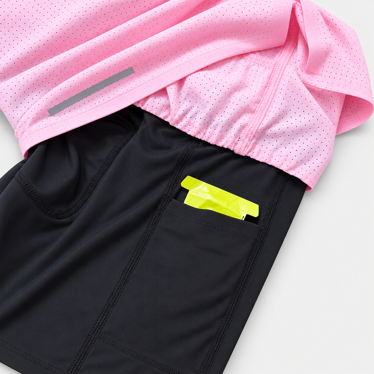 Air Vent Shorts (Women)
